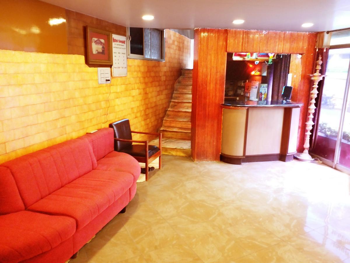 Hotel Singaar Nāgercoil Extérieur photo